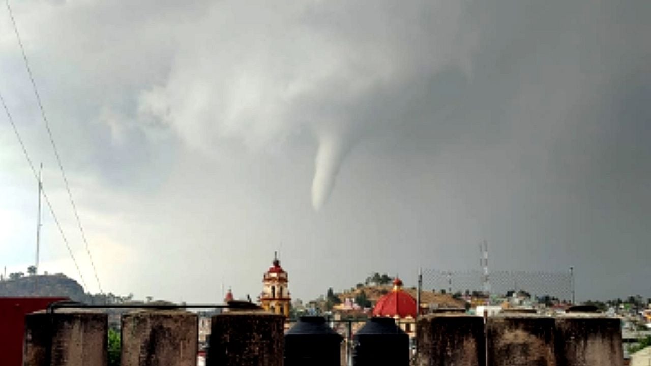 Tornado En Toluca Im Genes Del Fen Meno Que Sorprendi A Mexiquenses